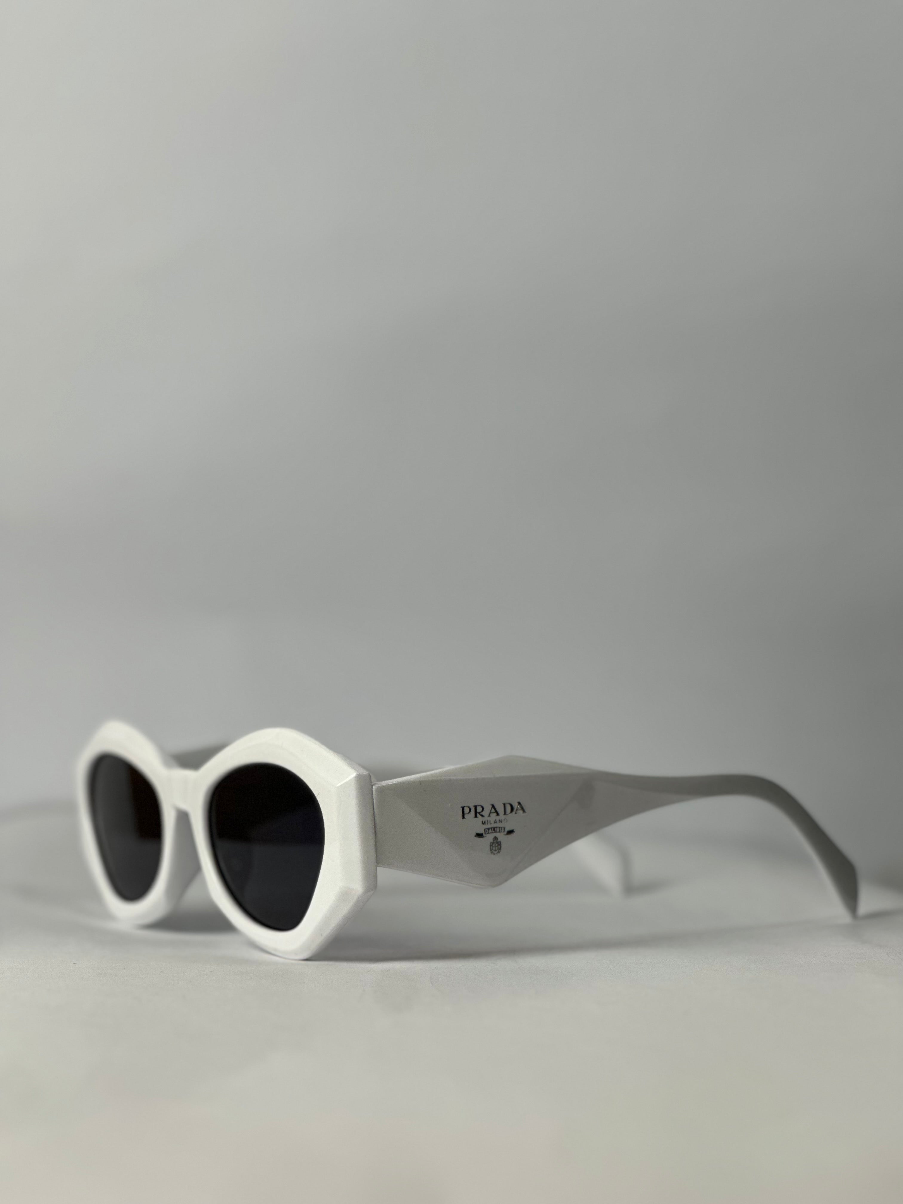 Trendy Prada White Edition